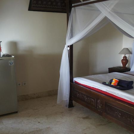 Batu Bolong Cottages Mangsit Extérieur photo