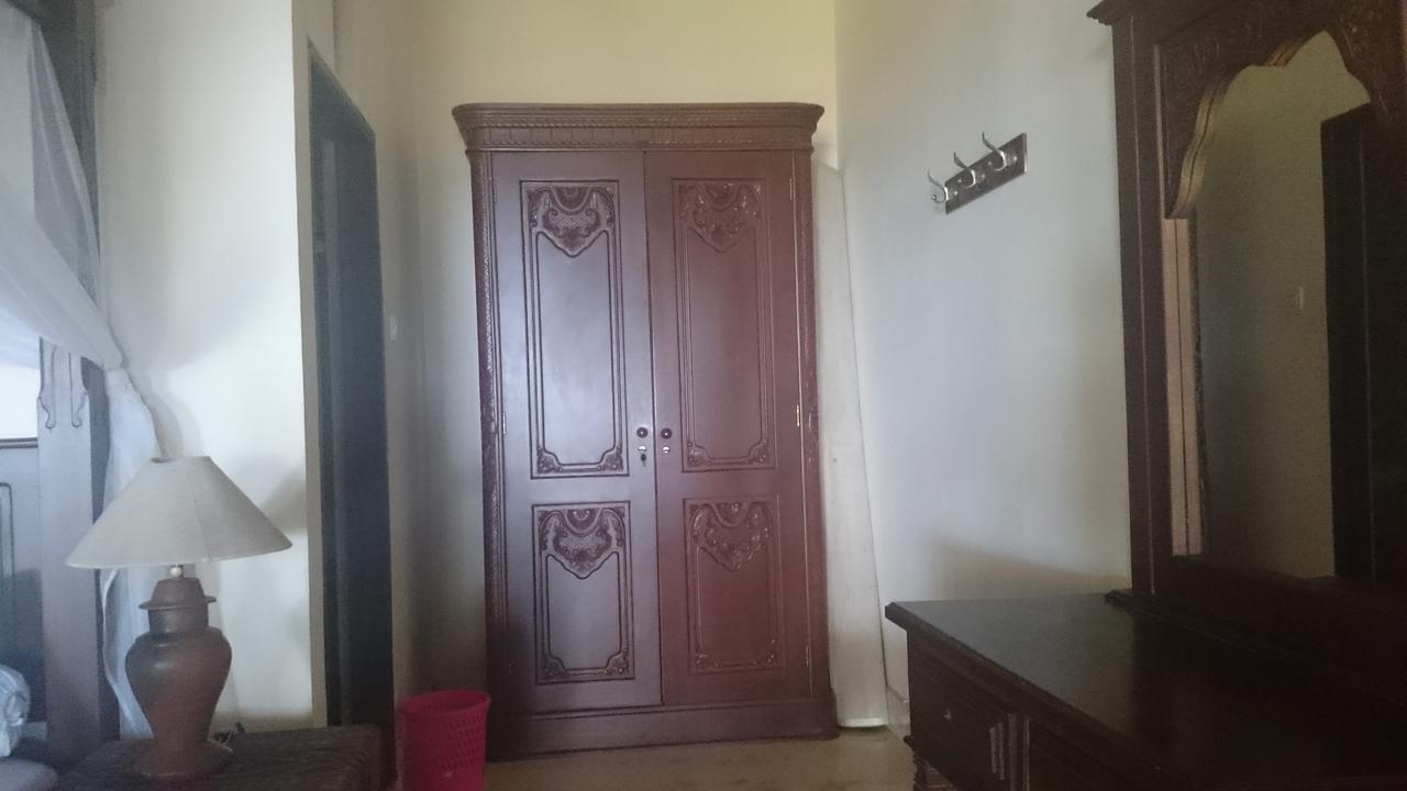 Batu Bolong Cottages Mangsit Extérieur photo