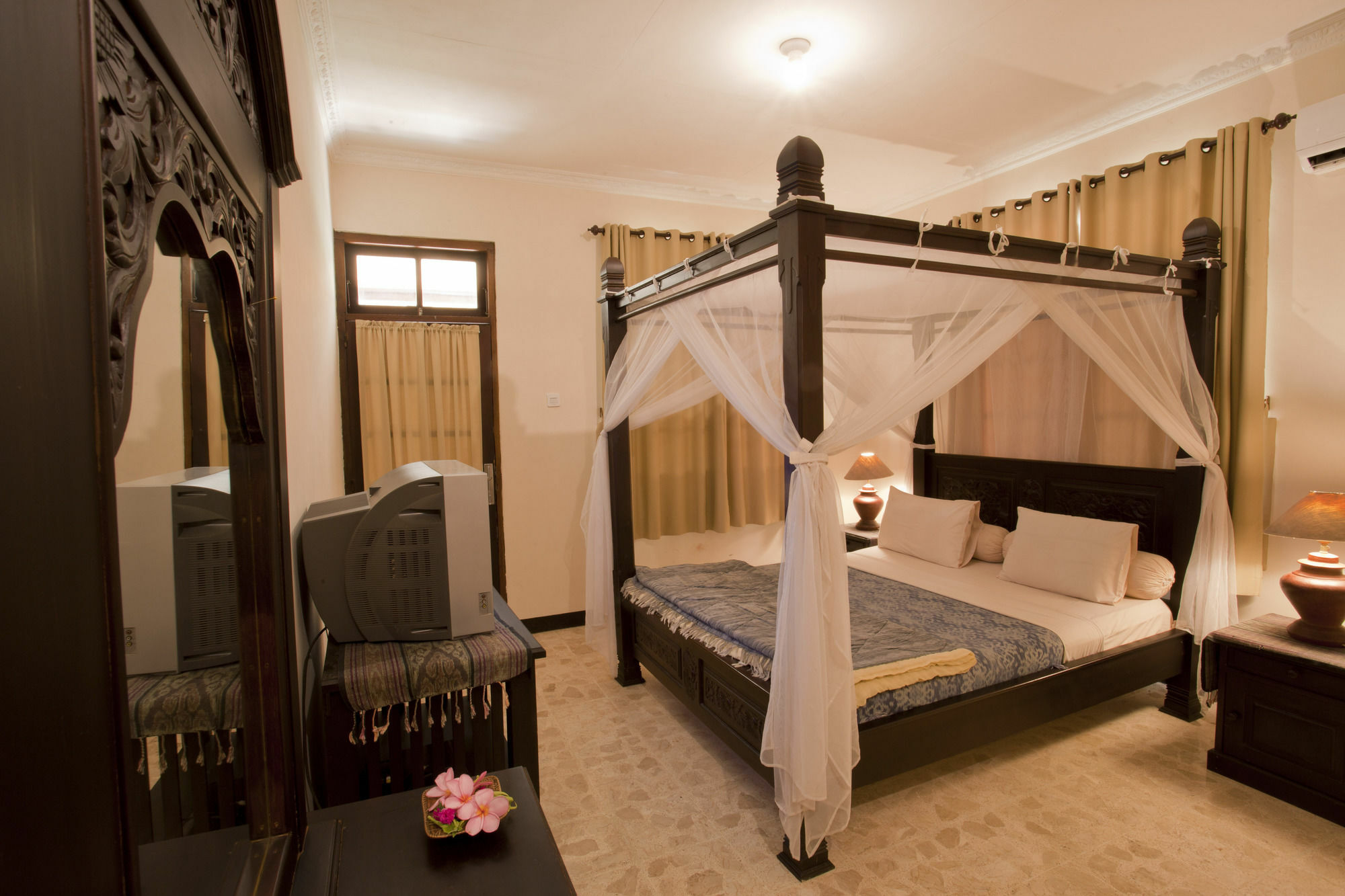 Batu Bolong Cottages Mangsit Extérieur photo